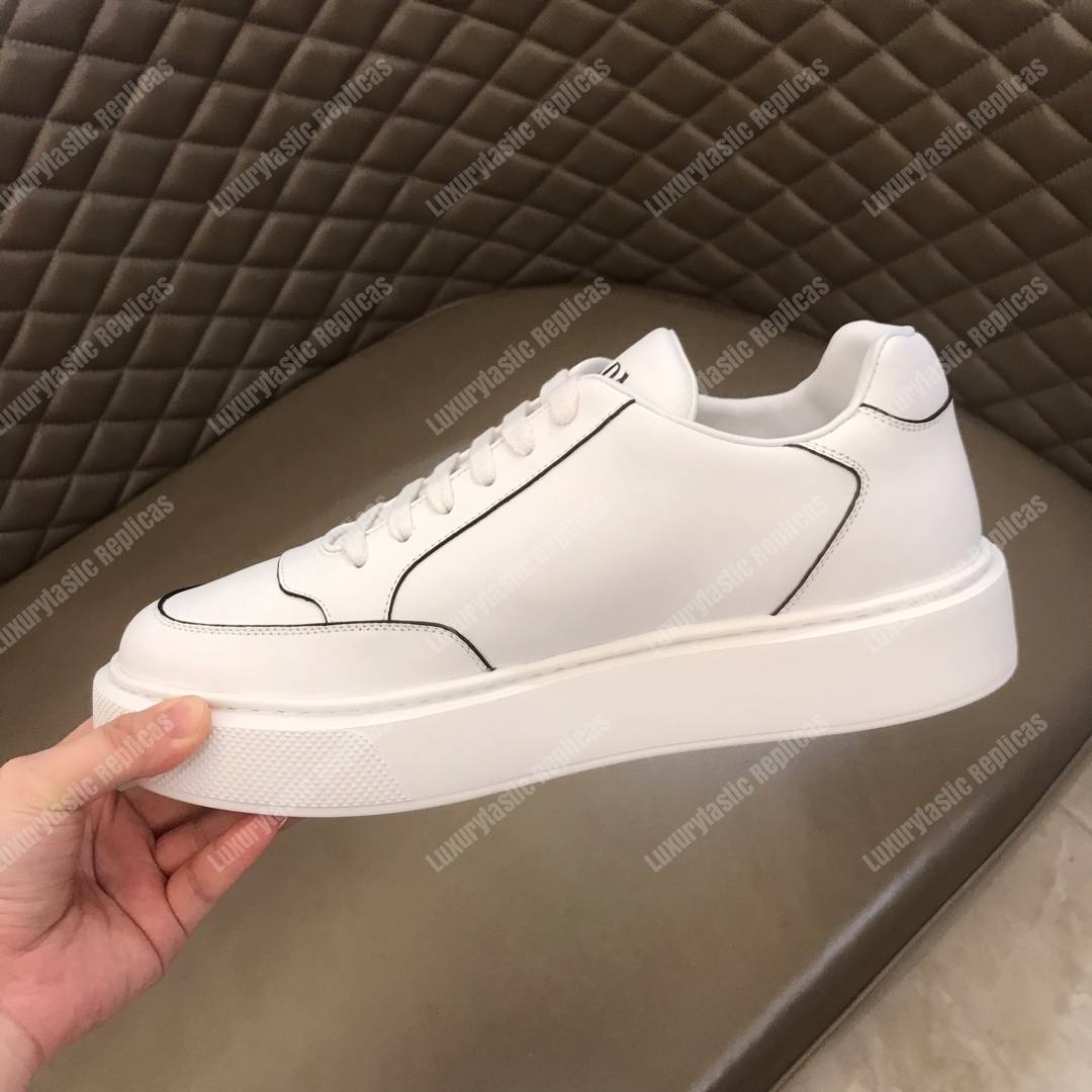 Pra*a leather sneakers white/black linning