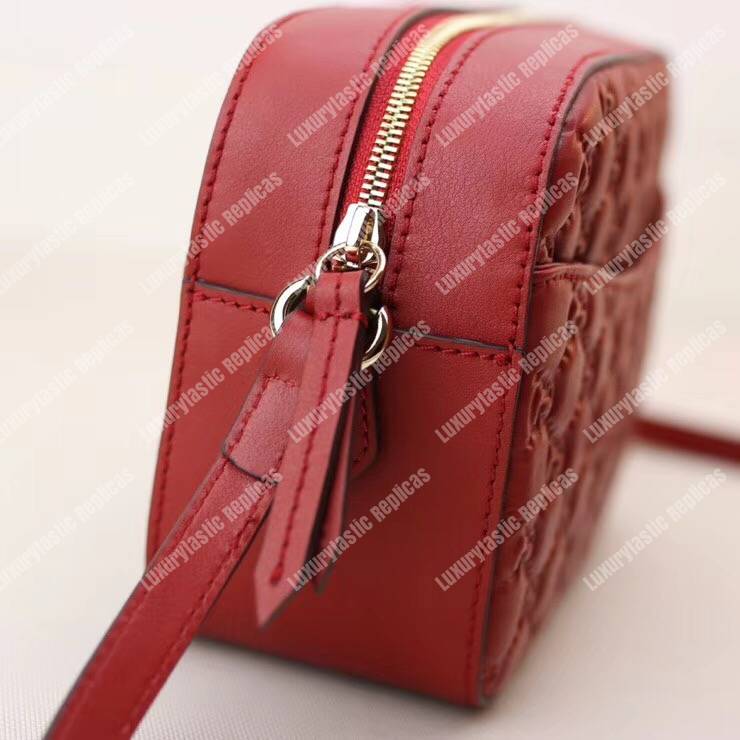 G*u*i signature linea bag red