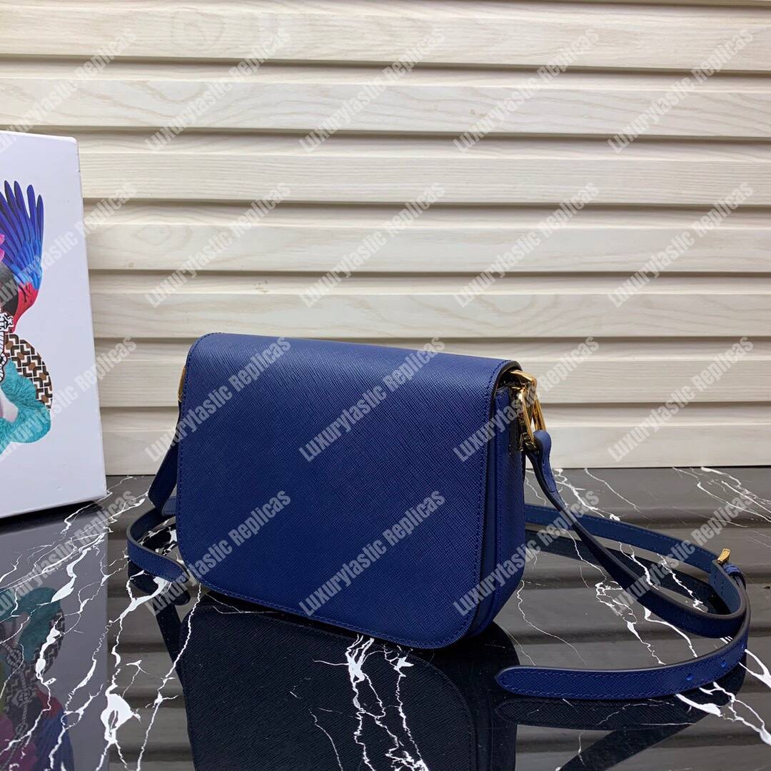 Pra*a emblème saffiano leather bag blue