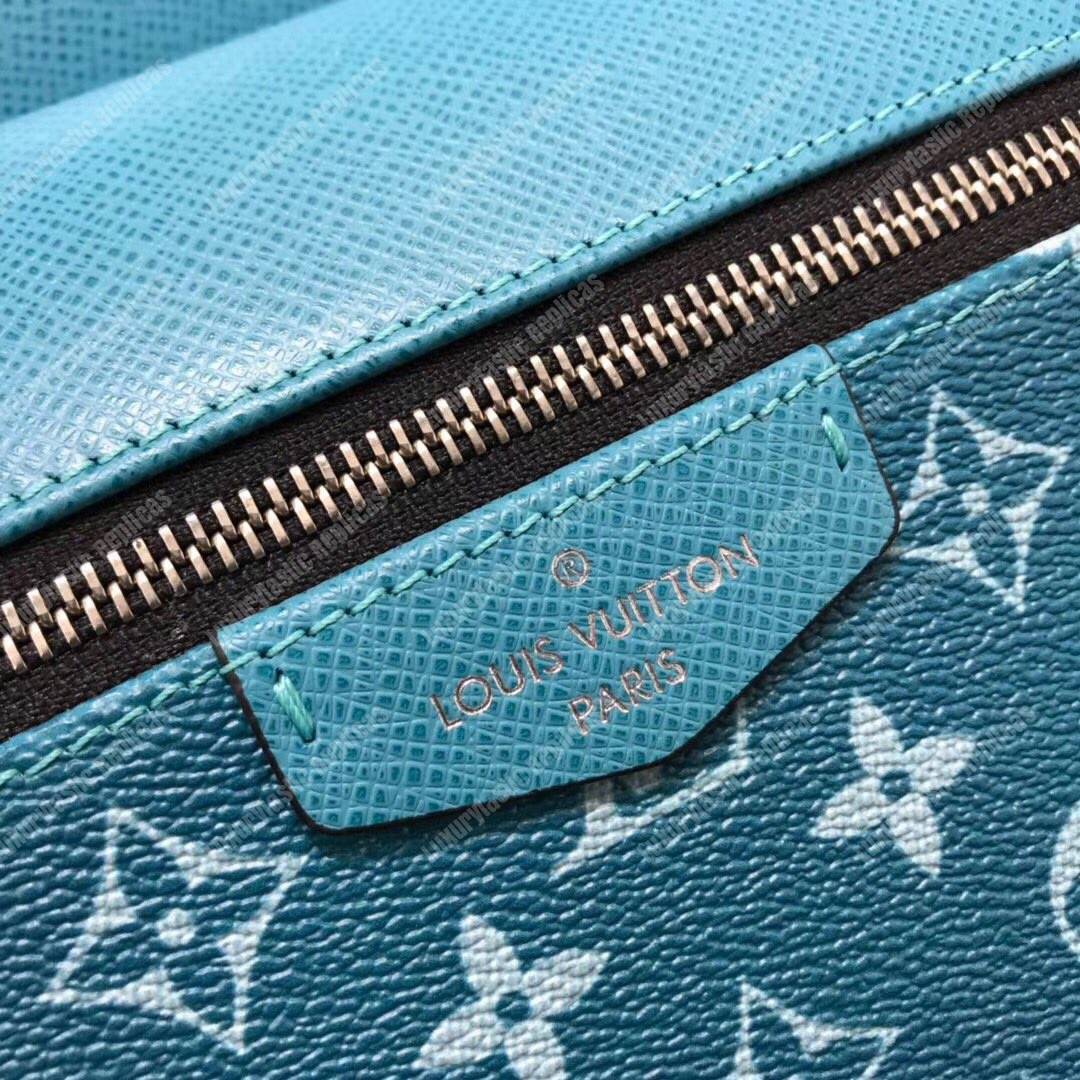 LV Discovery Backpack PM Taiga Leather Monogram Vert