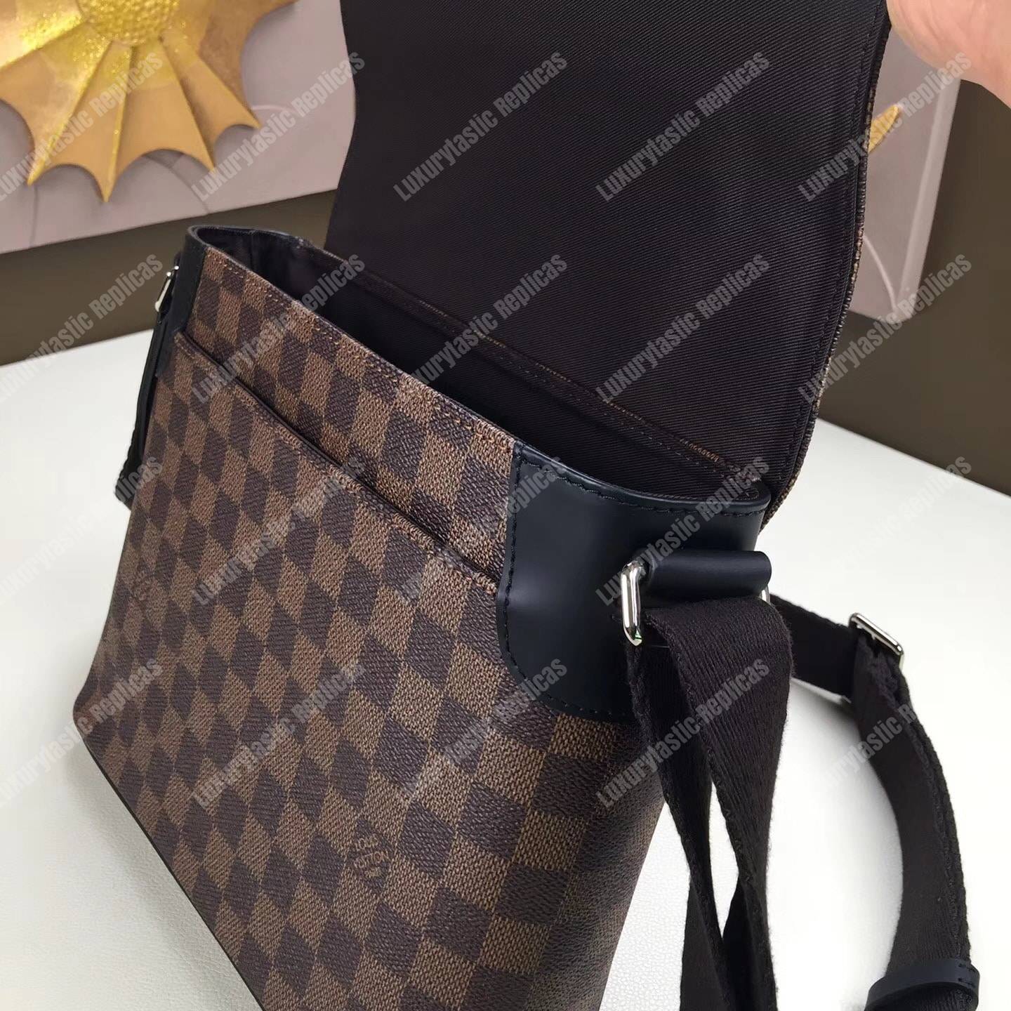 LV District PM Damier Ebene