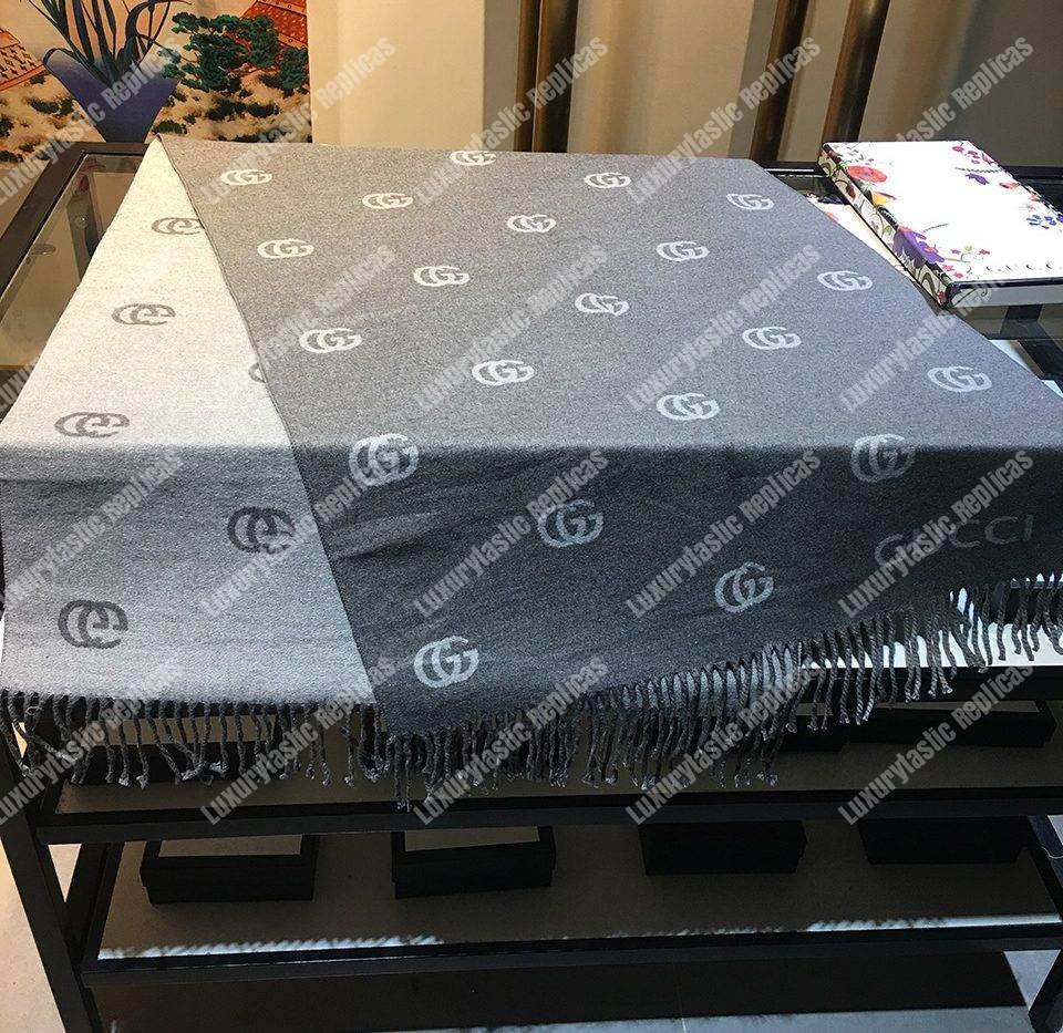G*u*i wool scarf double g pattern grey