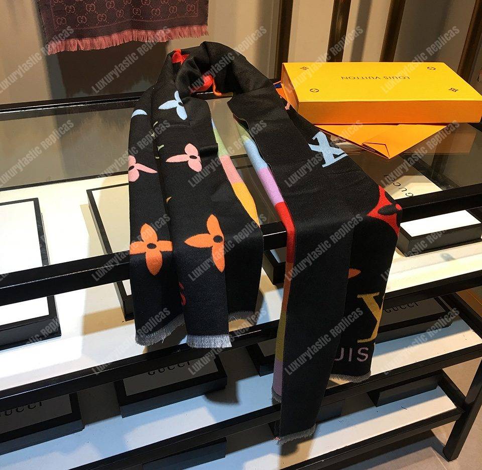 LV Reykjavik Scarf Cashmere & Wool Black Multicolor