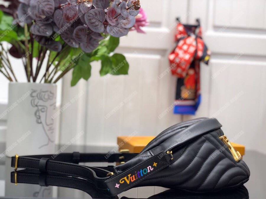 LV New Wave Bumbag Noir