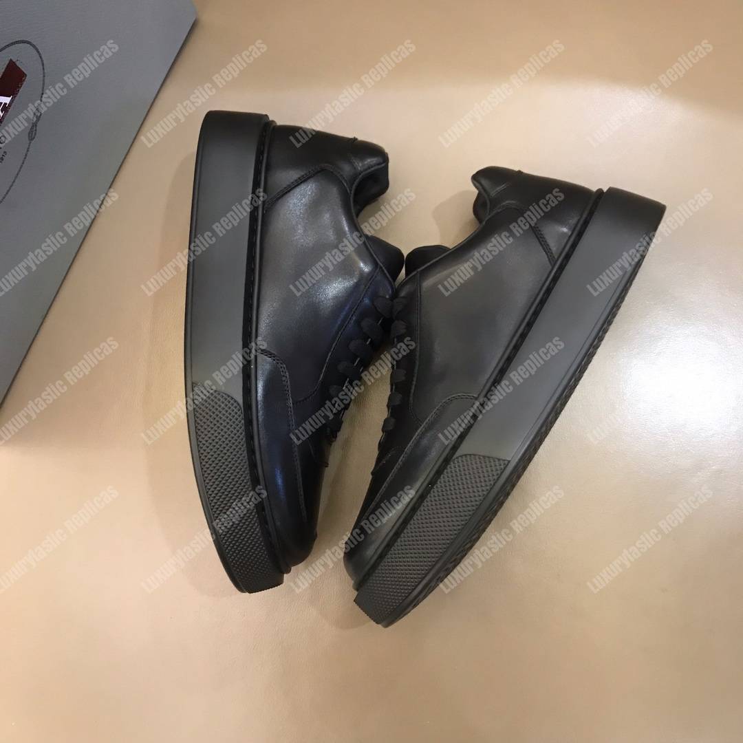 Pra*a leather sneakers black/black sole
