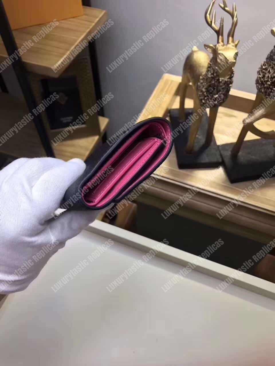 LV Capucines Compact Wallet Noir