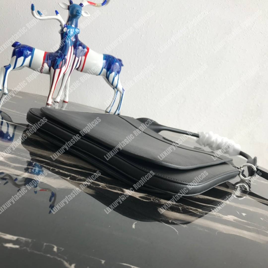 Pra*a margit leather shoulder bag black