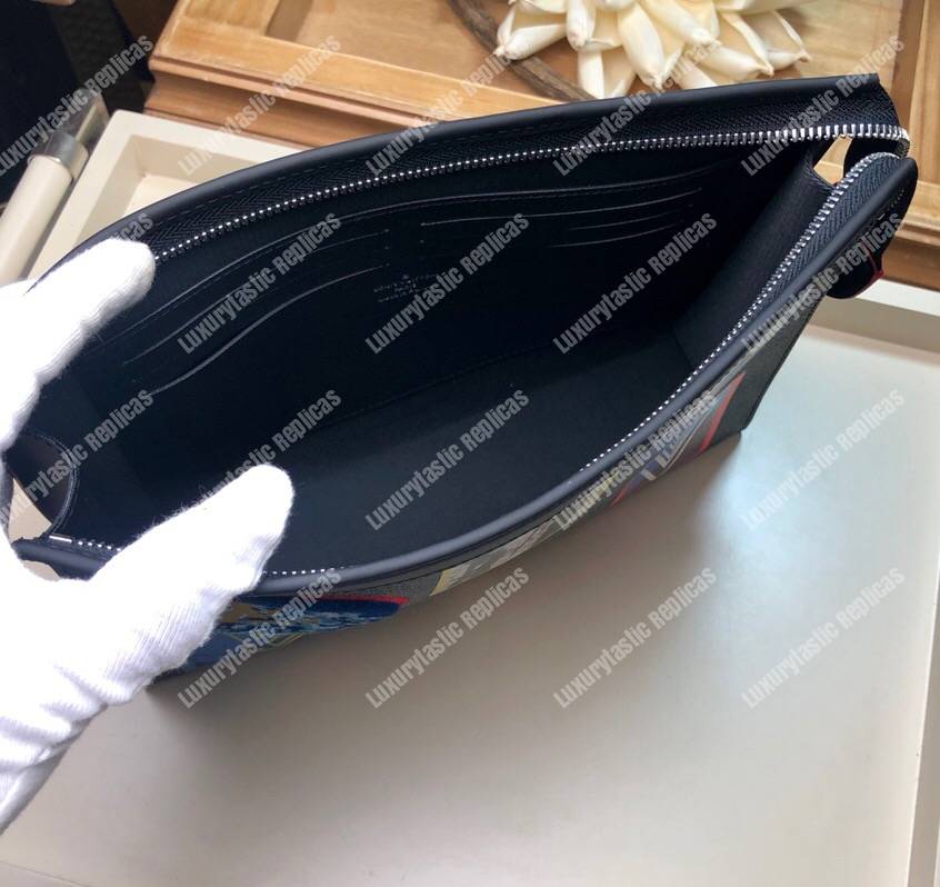 LV Pochette Voyage Alps