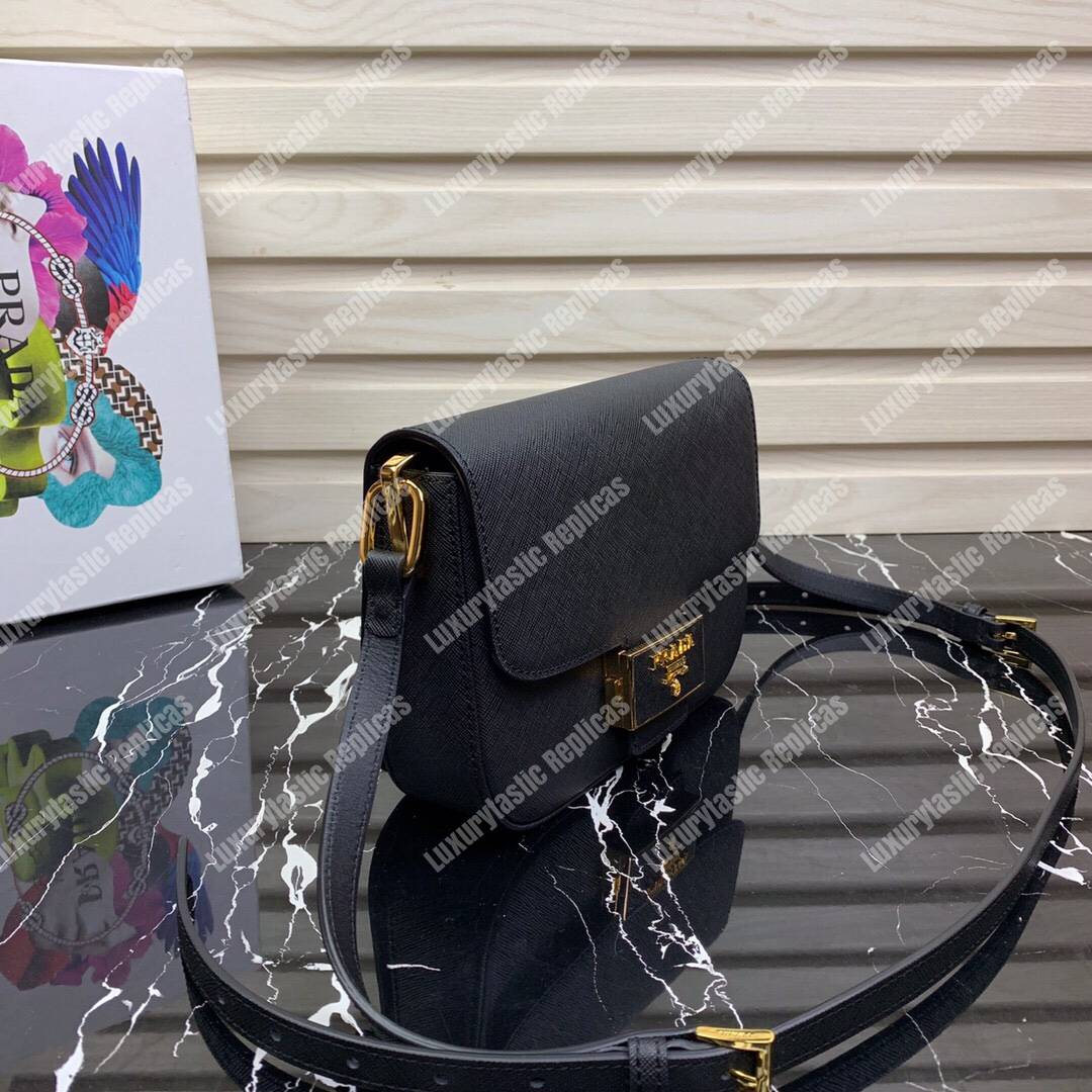 Pra*a emblème saffiano leather bag black