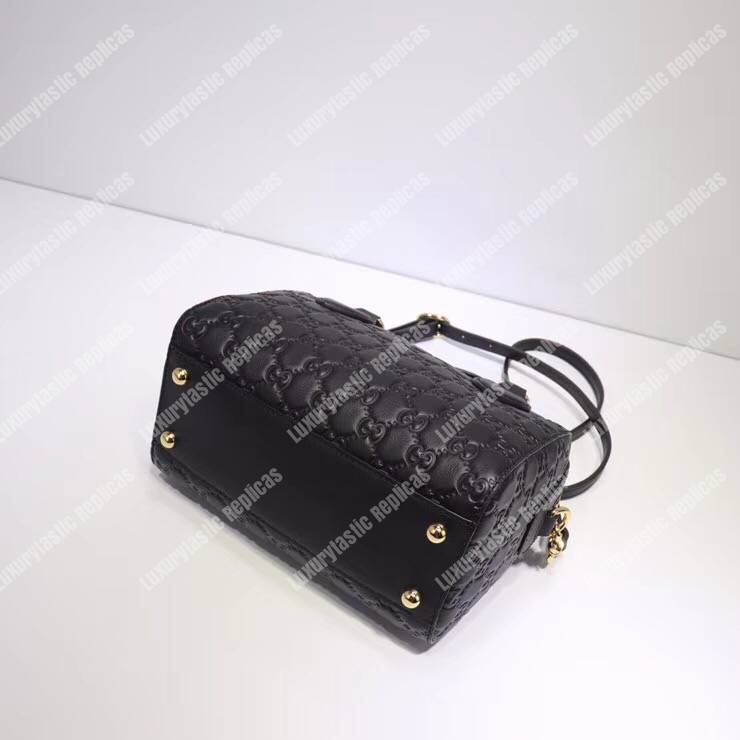 G*u*i signature small top handle bag black