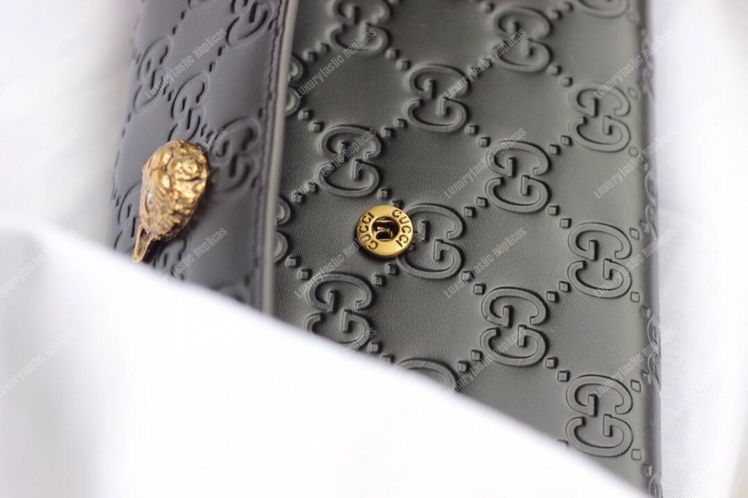 G*u*i signature continental wallet with cat