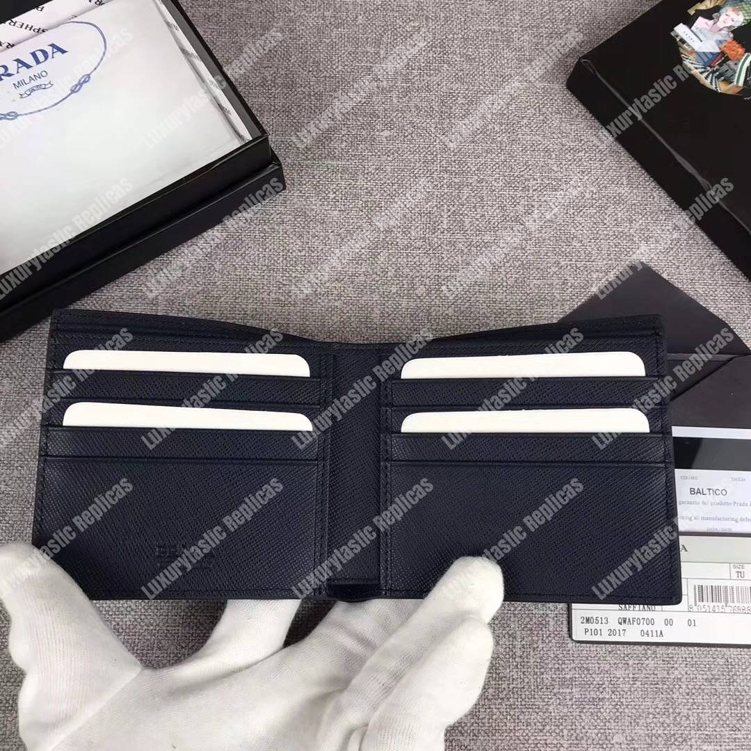 Pra*a saffiano and crocodile leather wallet navy blue grey/dark blue crocodile insert