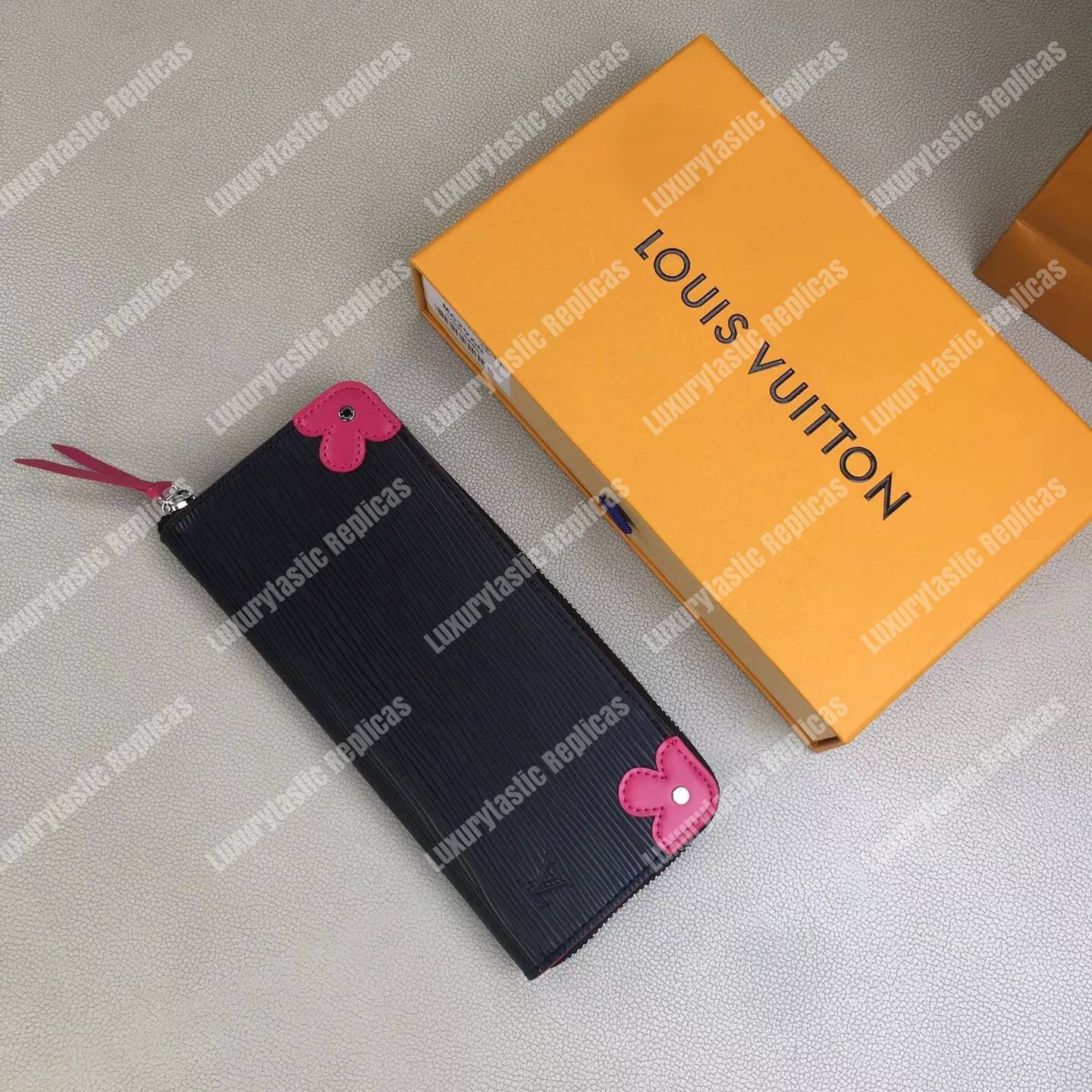 LV Clemence Wallet Noir