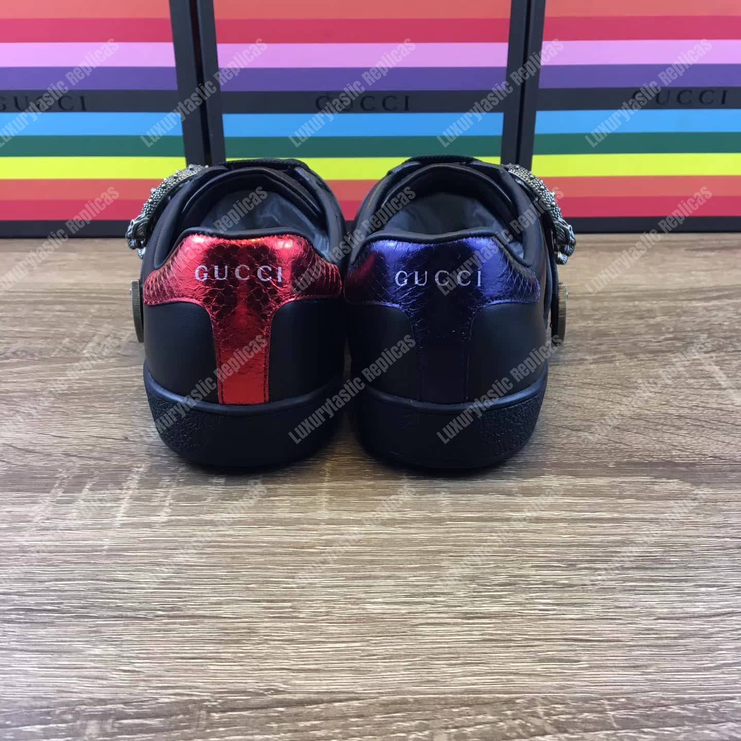 G*u*i ace dionysus buckle low top sneaker