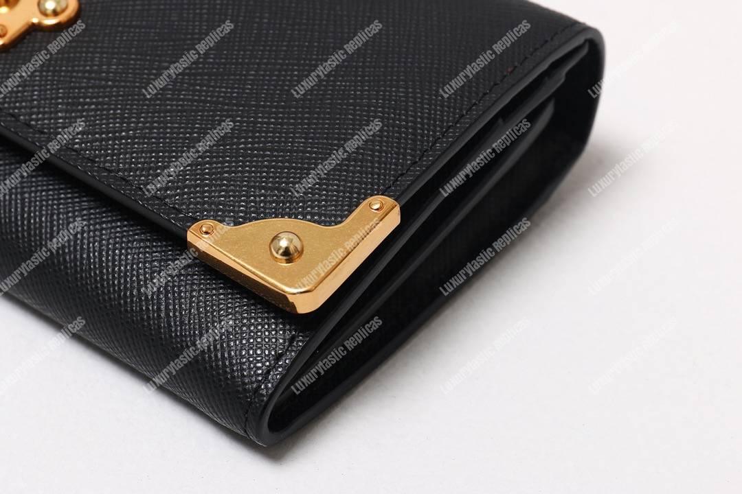 Pra*a cahier saffiano leather wallet large black