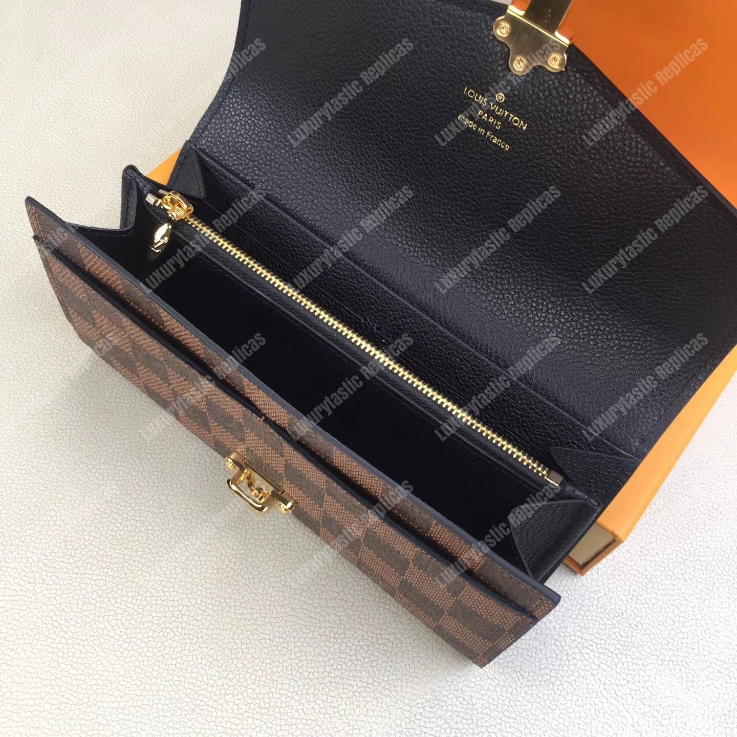 LV Clapton Wallet Damier Ebene Noir