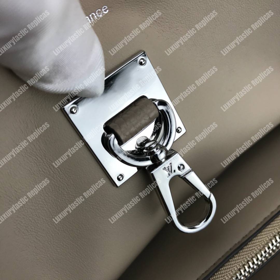 LV Milla MM Autres Cuirs Laurier