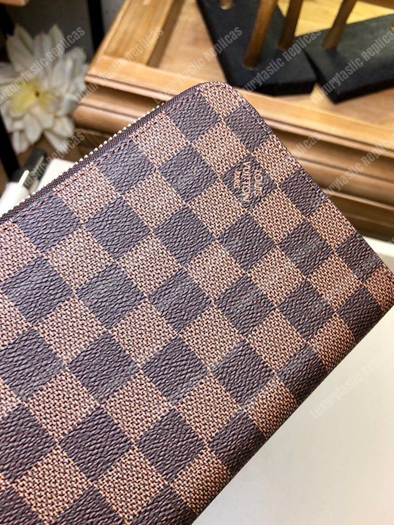 LV Zippy Organizer Damier Ebene
