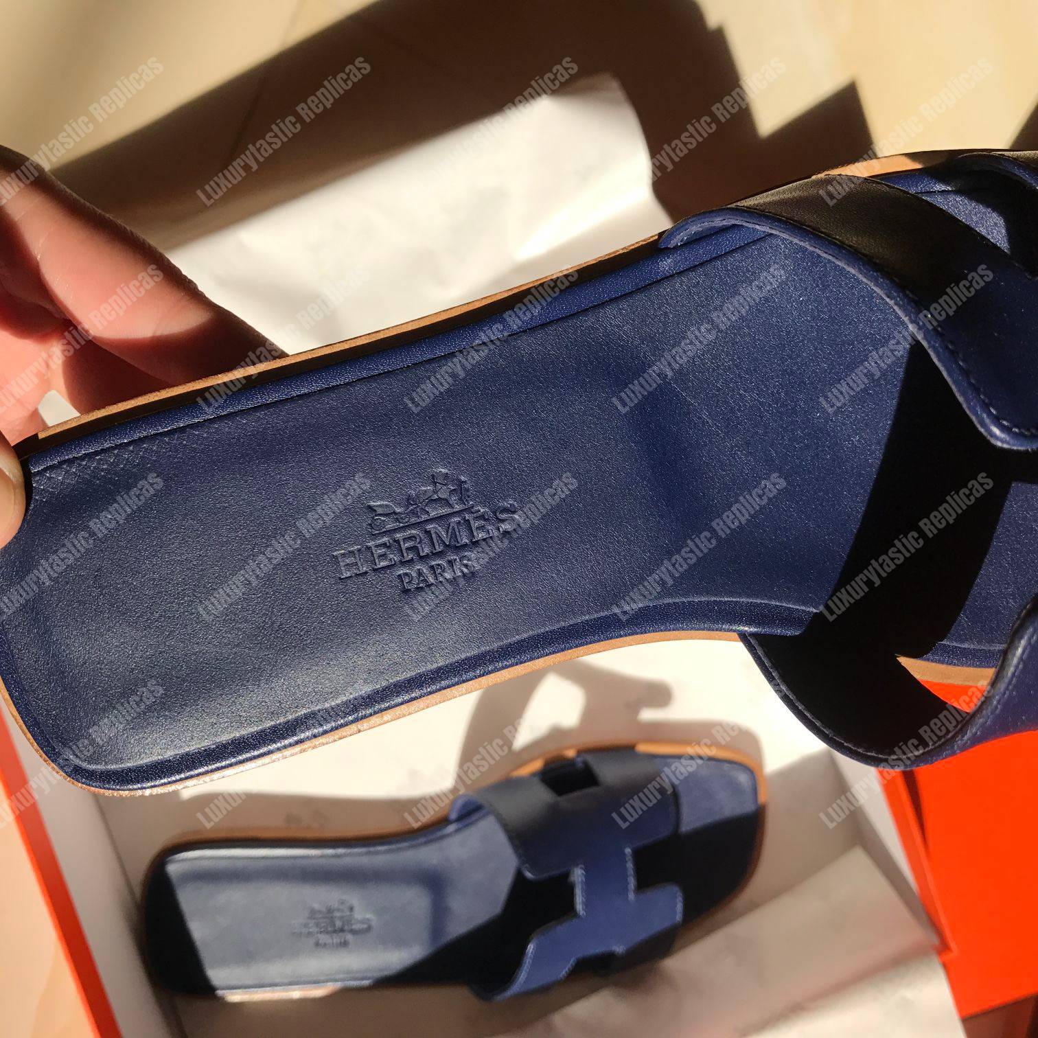 H**mes oran sandal calfskin leather marine blue