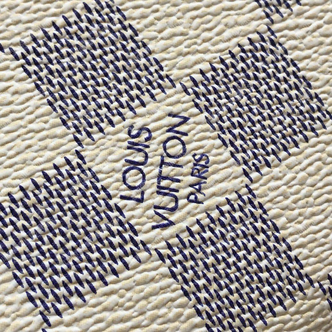 LV Daily Pouch Damier Azur