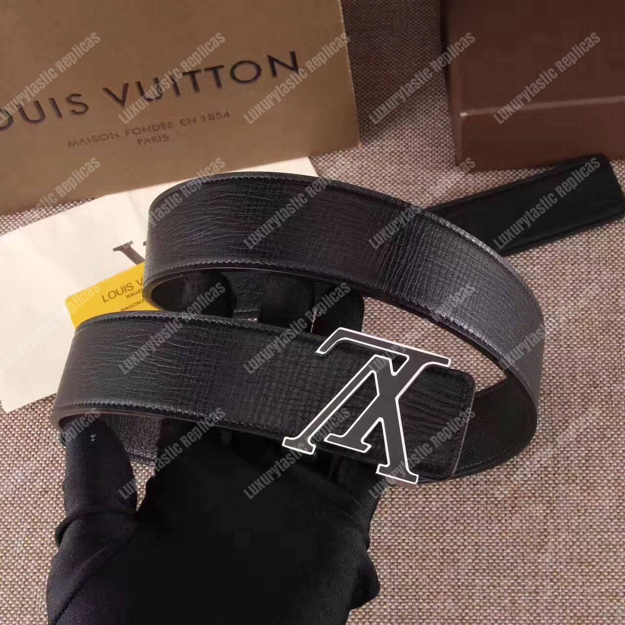 LV Initiales 40mm Epi Leather Silver Buckle