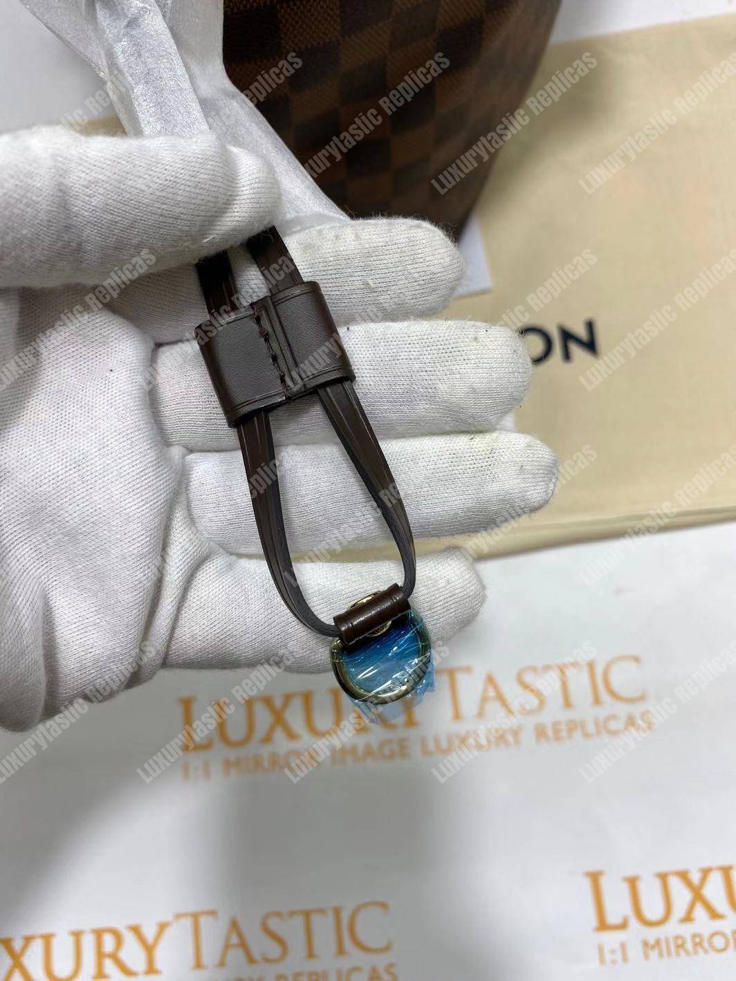 LV Neverfull MM Damier Ebene Cherise