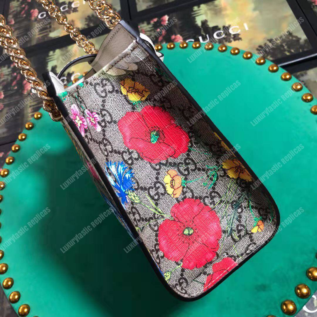 G*u*i padlock small shoulder bag white flora