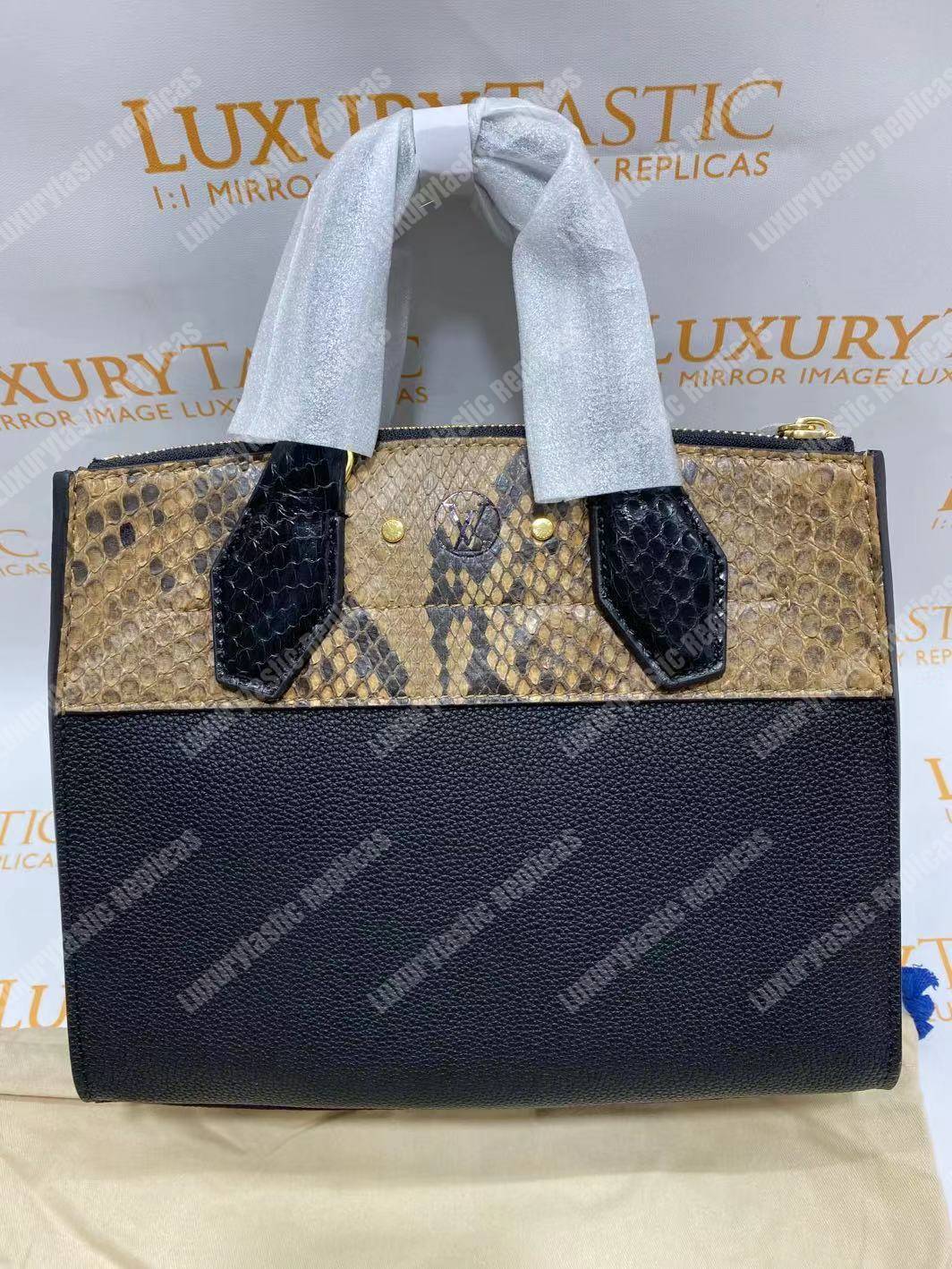 LV City Steamer PM Python Roccia Black
