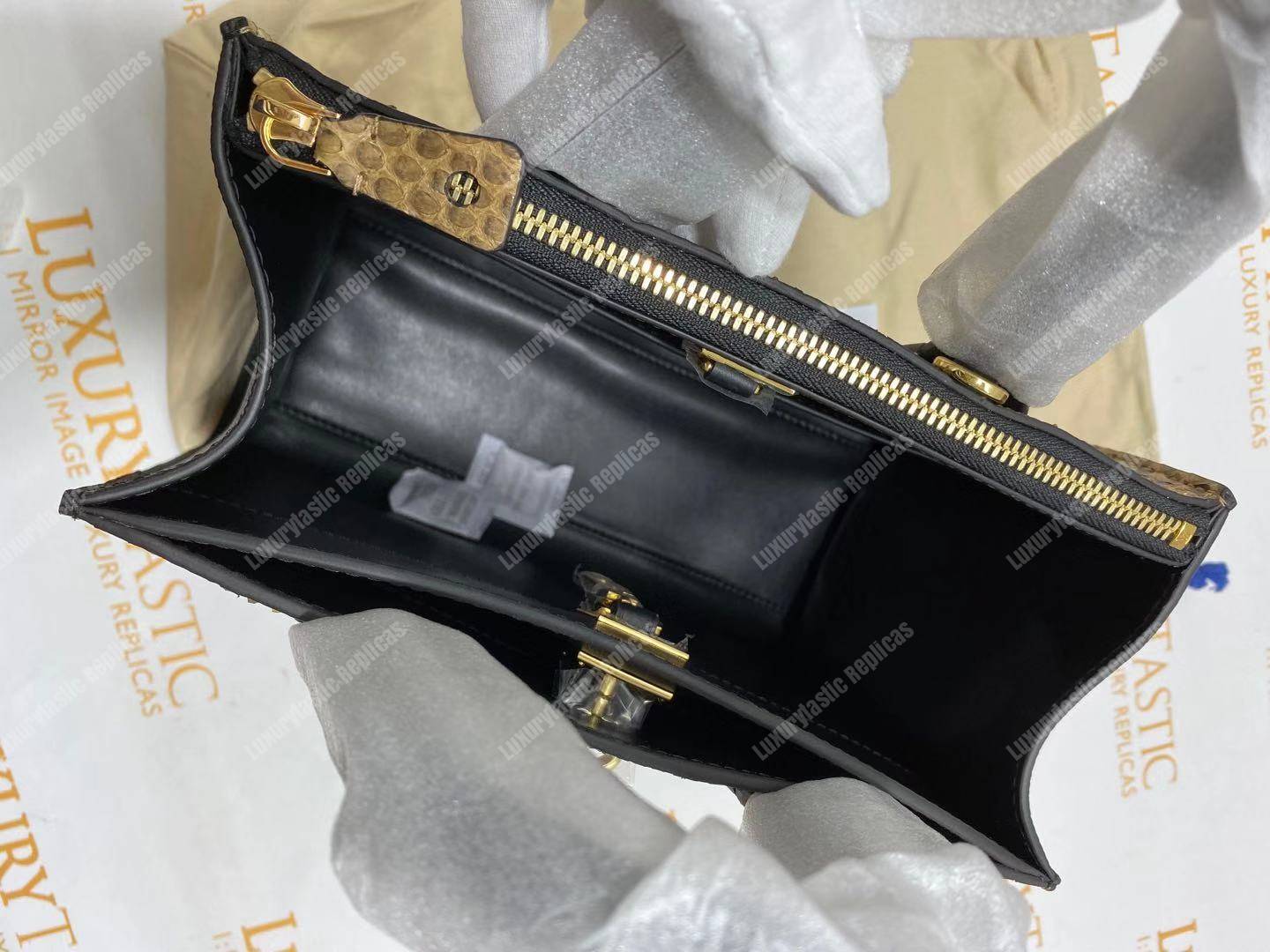 LV City Steamer PM Python Roccia Black