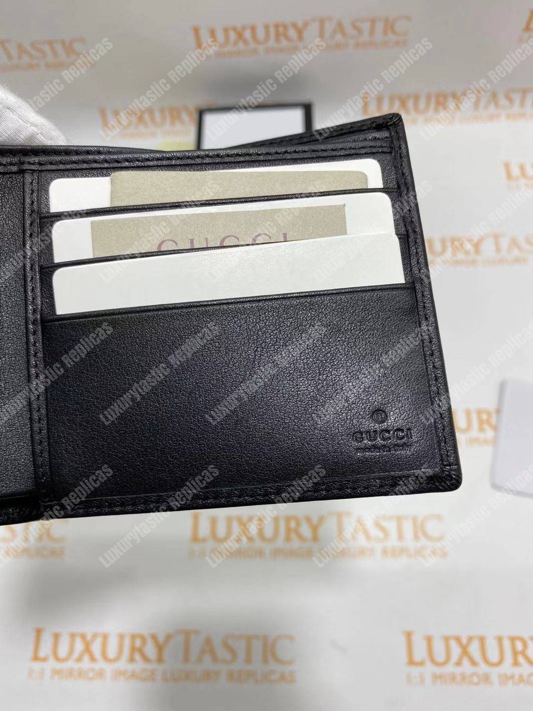 G*u*i black and grey gg sup*e canvas wallet