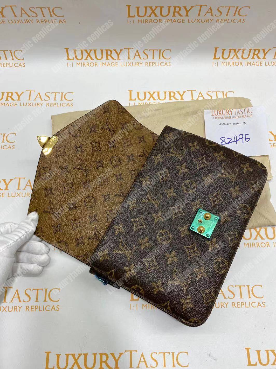 LV Pochette Métis Monogram Reverse Canvas