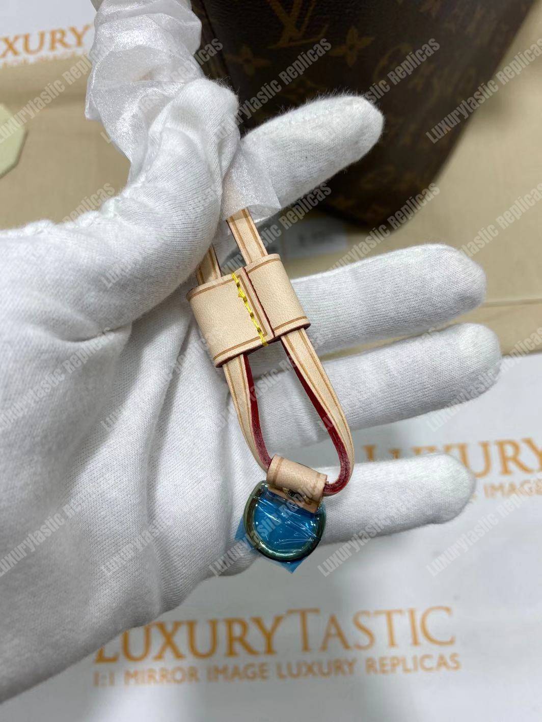 LV Neverfull MM Monogram Rose Ballerine