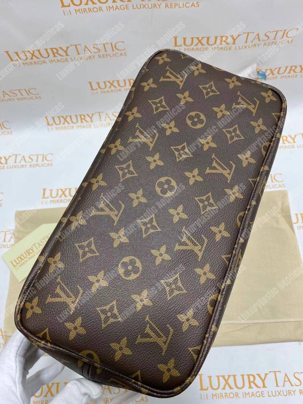LV Neverfull MM Monogram Rose Ballerine