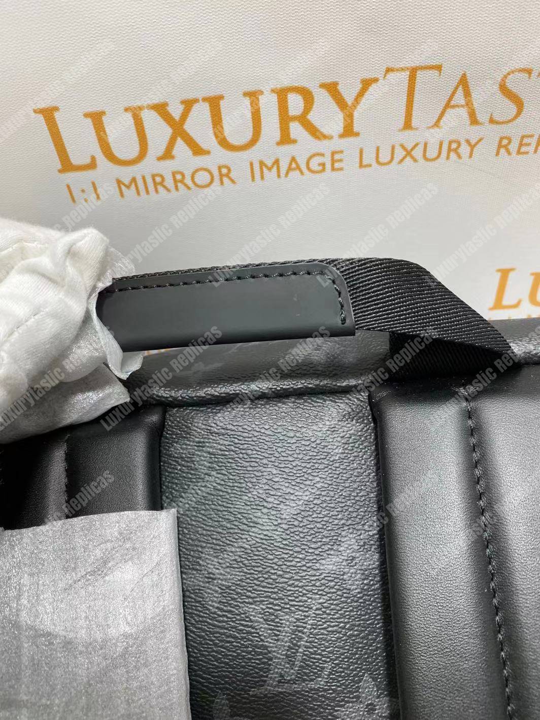 LV Discovery Backpack PM Monogram Eclipse