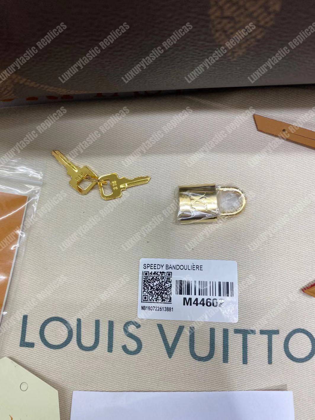 LV Speedy Bandoulière 30 Monogram Giant