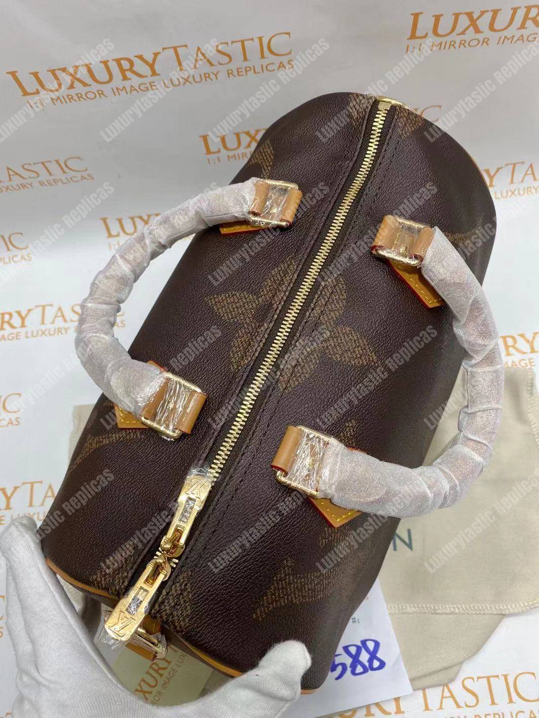 LV Speedy Bandoulière 30 Monogram Giant