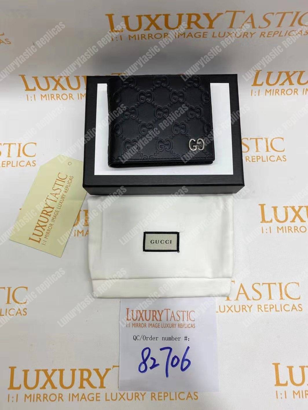 G*u*i signature wallet metal detail black