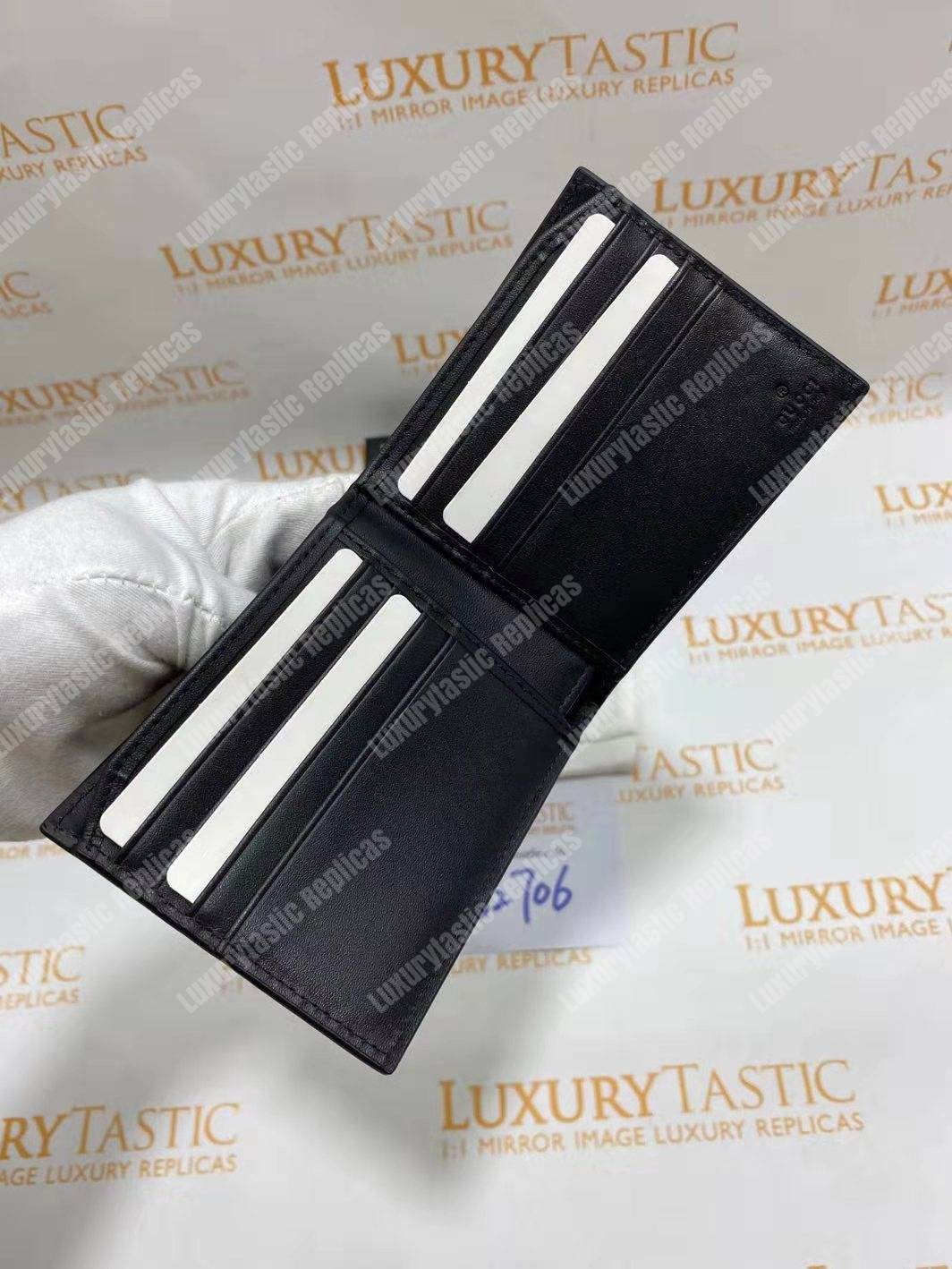 G*u*i signature wallet metal detail black