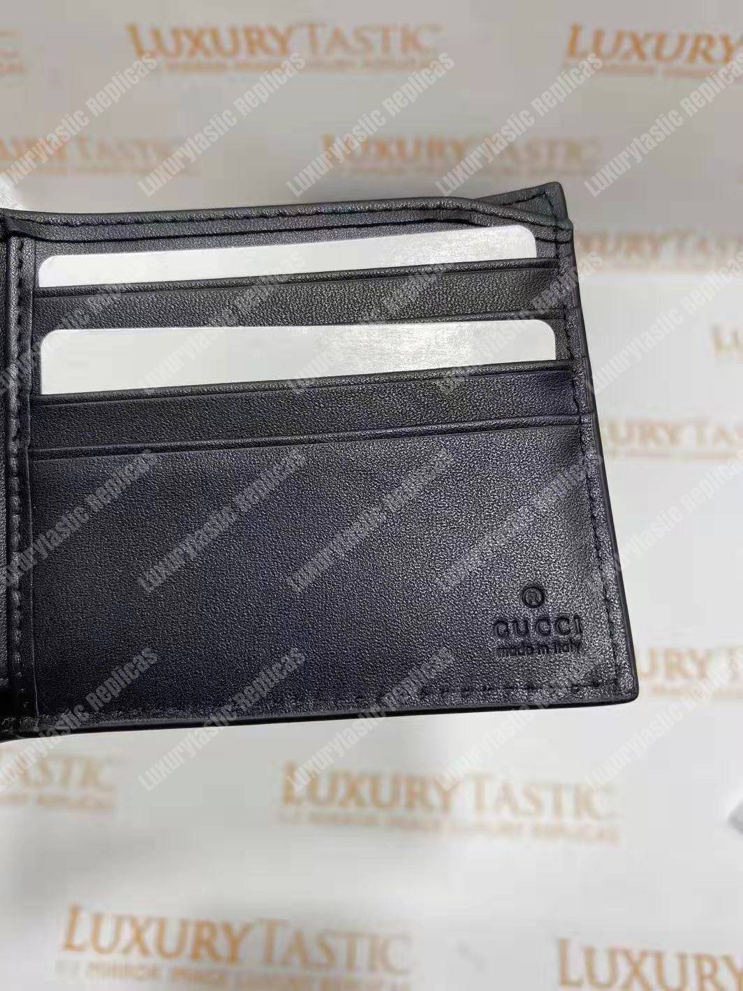 G*u*i signature wallet metal detail black