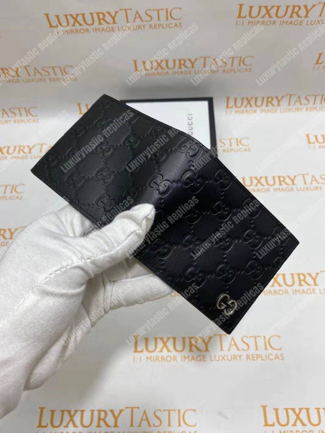 G*u*i signature wallet metal detail black