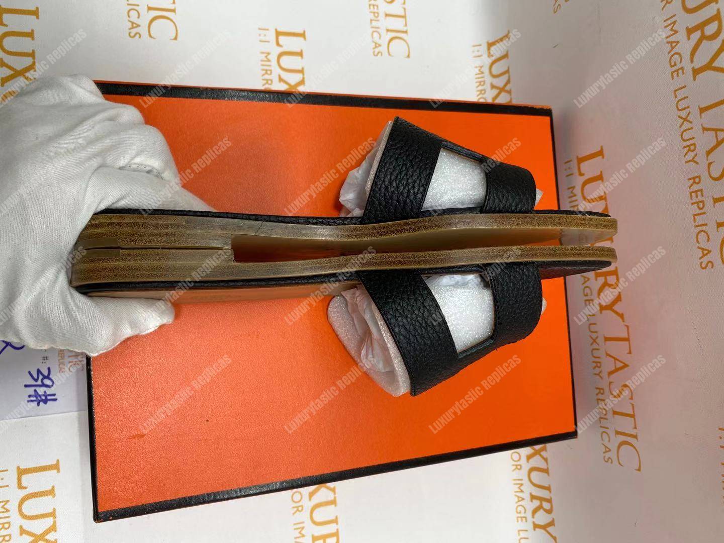 H**mes oran sandal epsom leather black