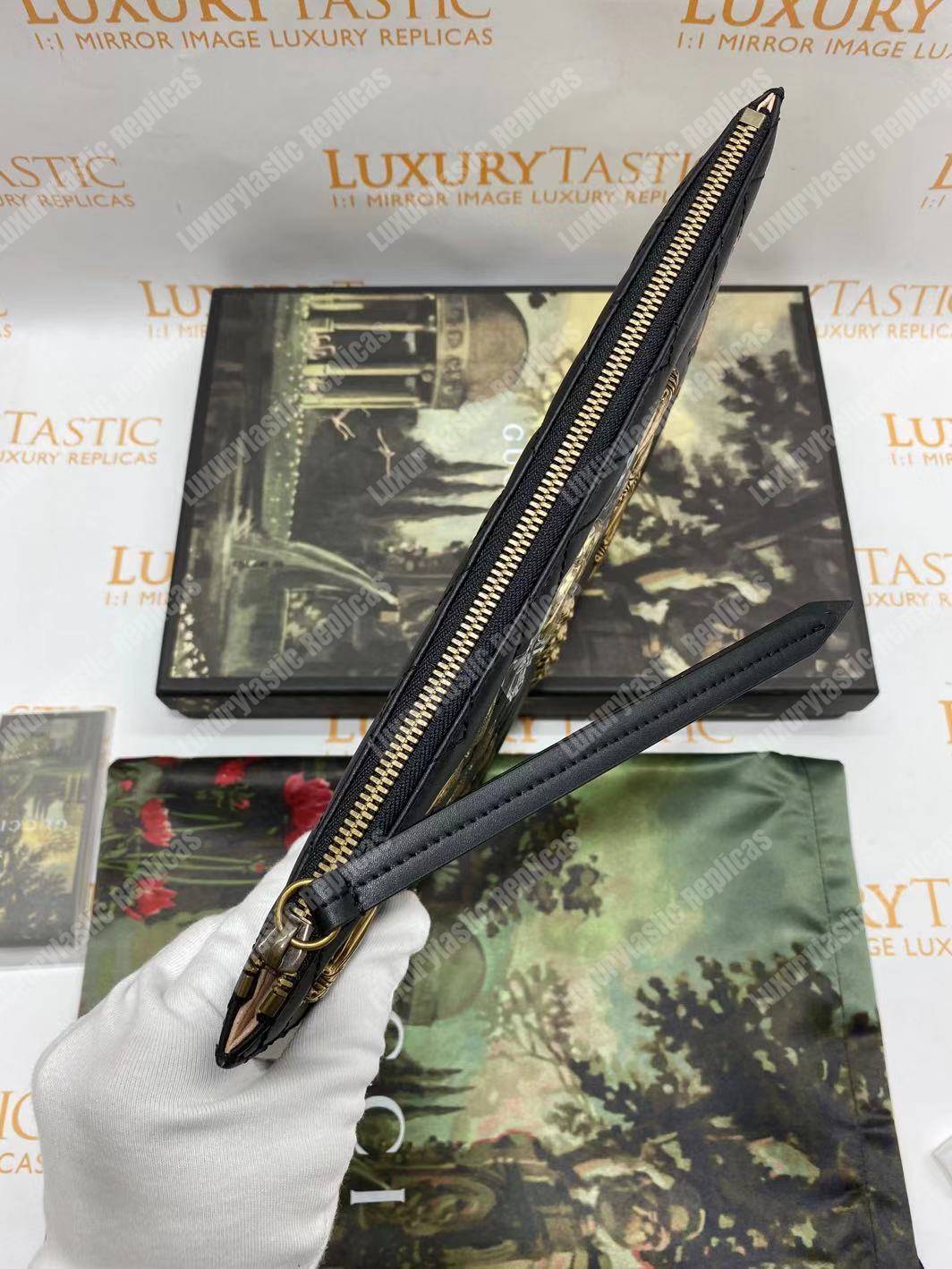 G*u*i gg marmont animal studs leather pouch black