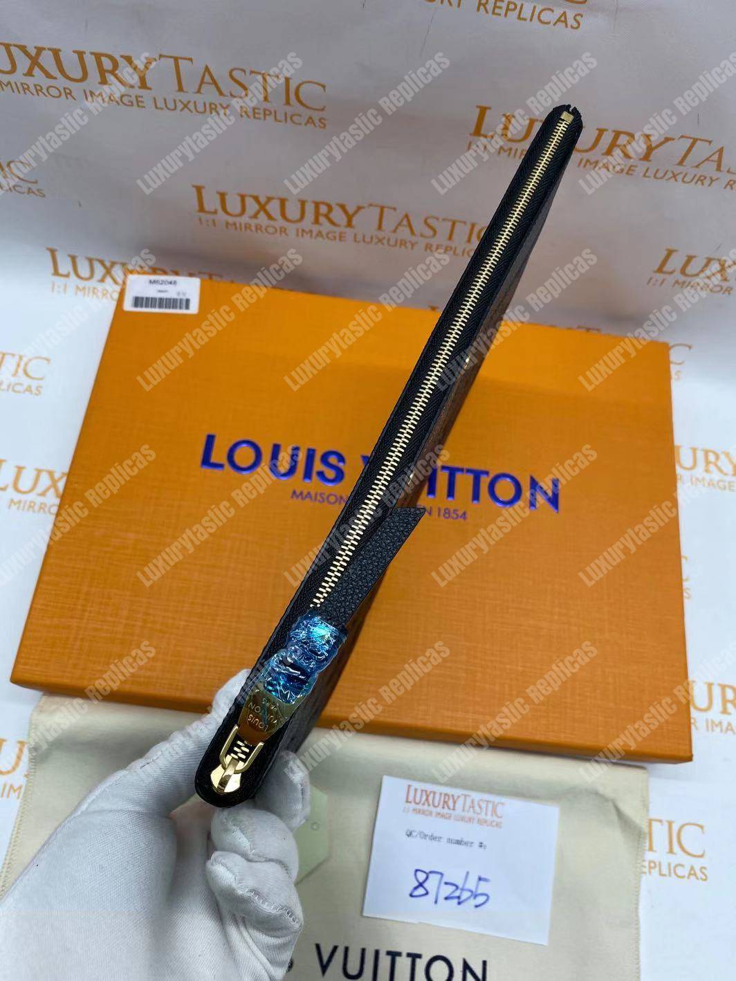 LV Daily Pouch Monogram Empreinte Black