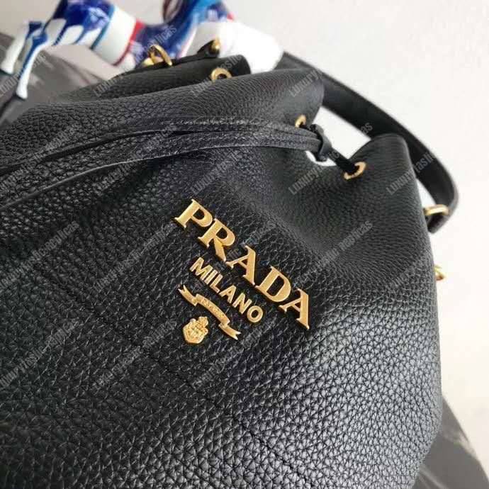 Pra*a leather bucket bag black