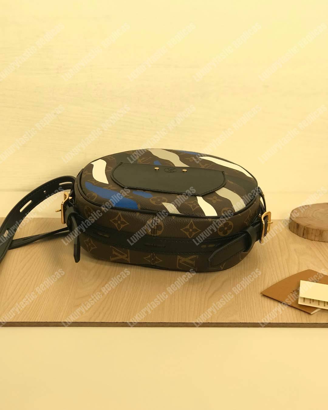 LV X LOL Boite Chapeau Souple