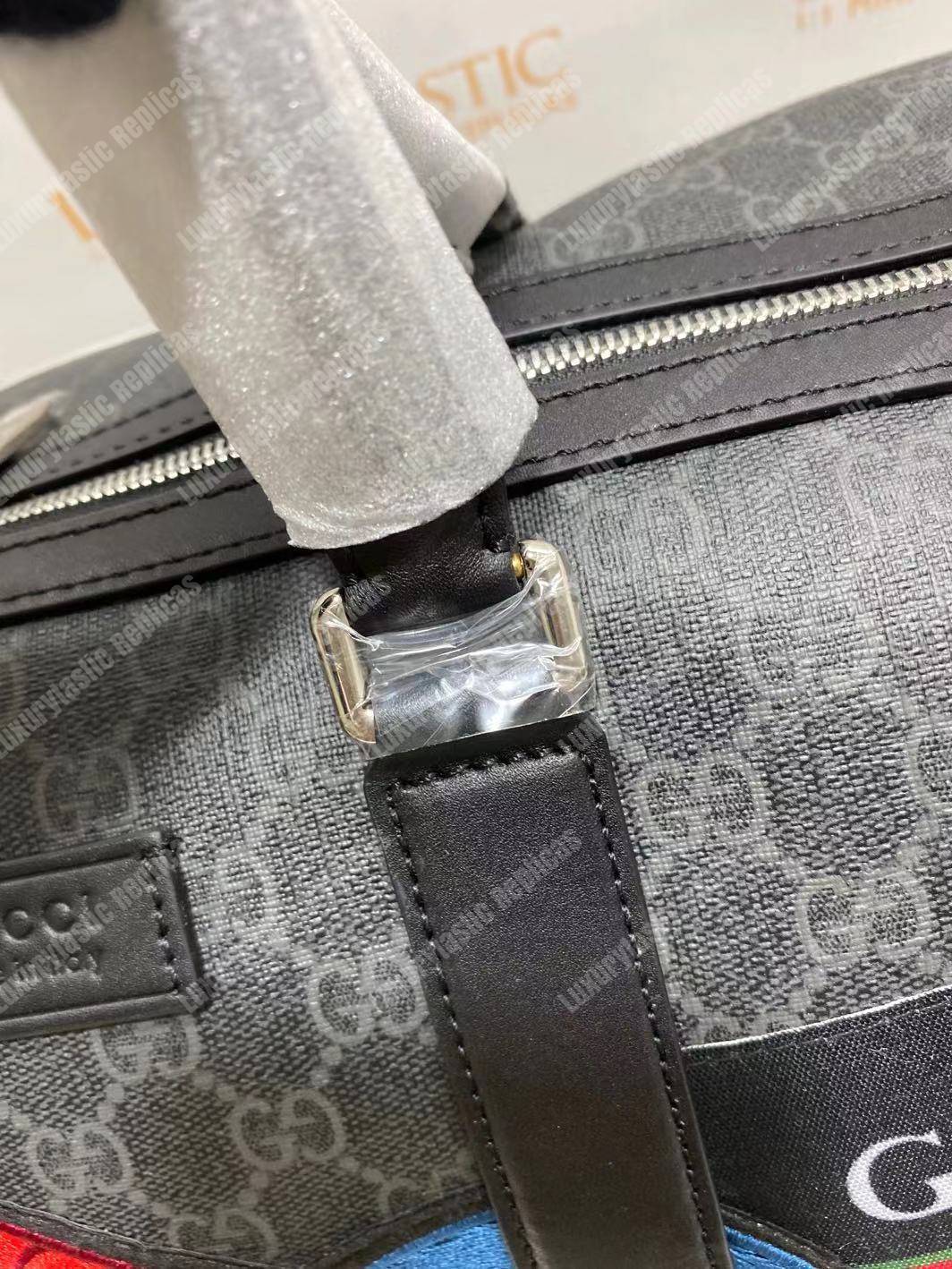 G*u*i night courrier soft gg sup*e carry-on duffle