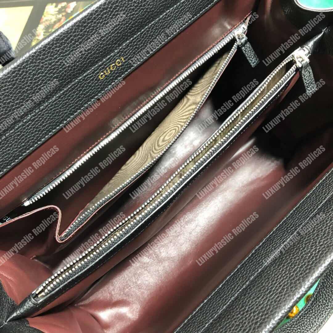 G*u*i zumi grainy leather medium top handle bag black