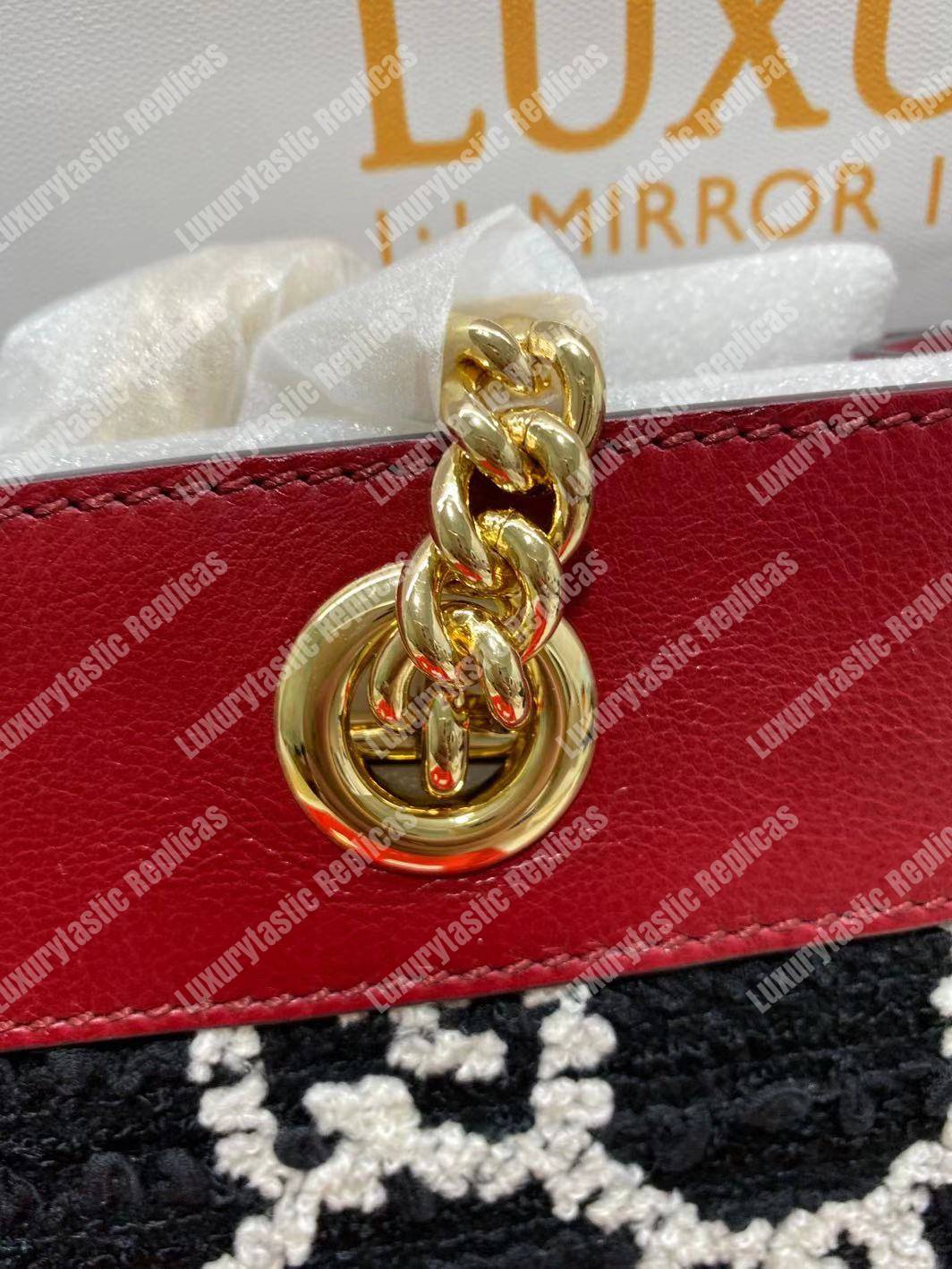 G*u*i rajah gg tweed large tote black & white