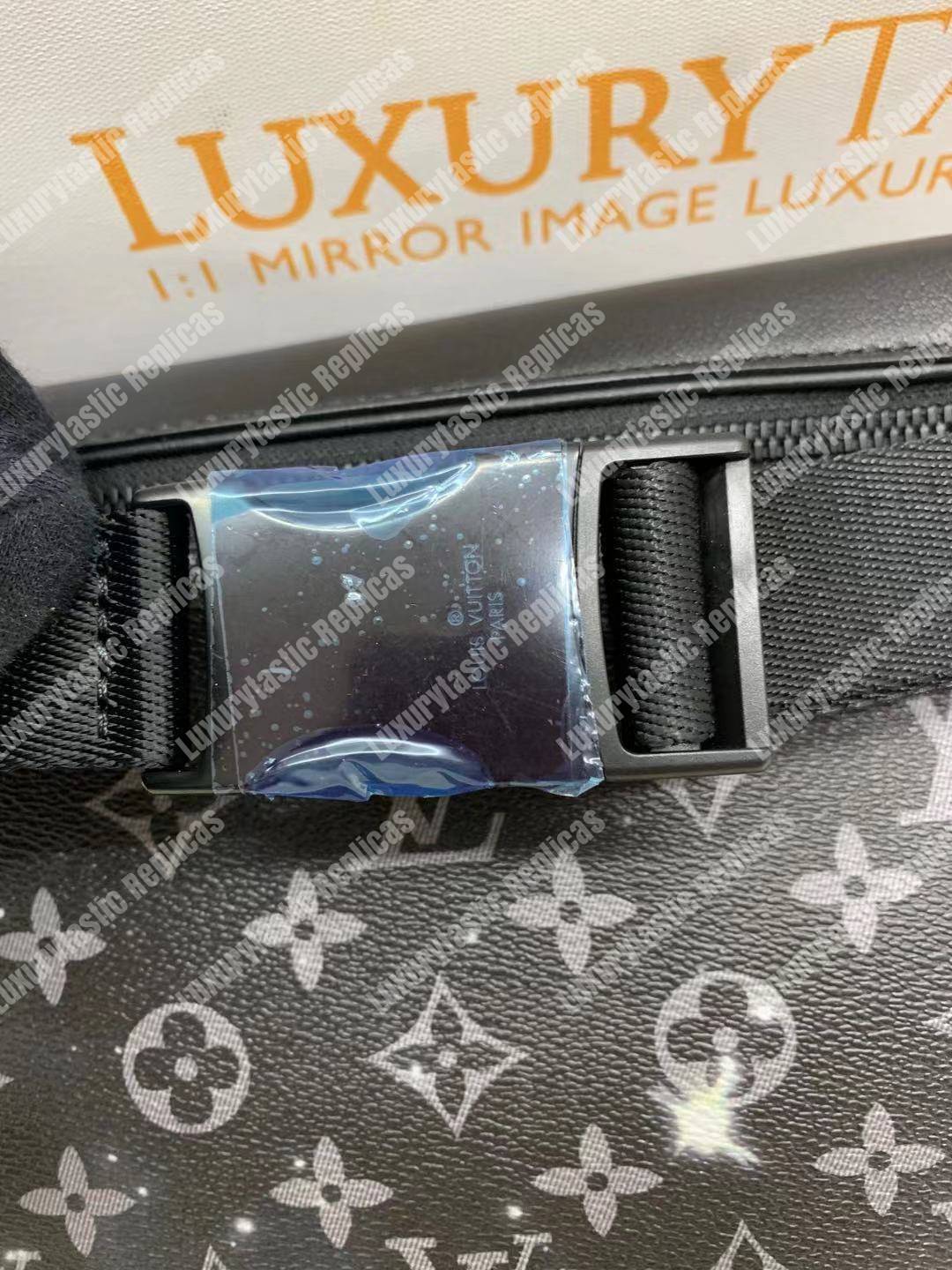 LV Discovery Bumbag Monogram Galaxy