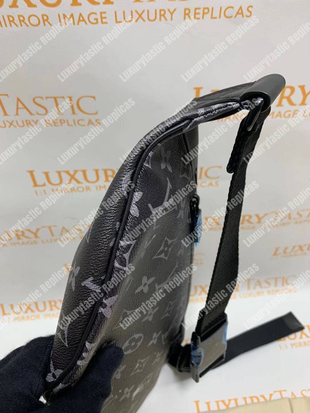 LV Discovery Bumbag Monogram Galaxy